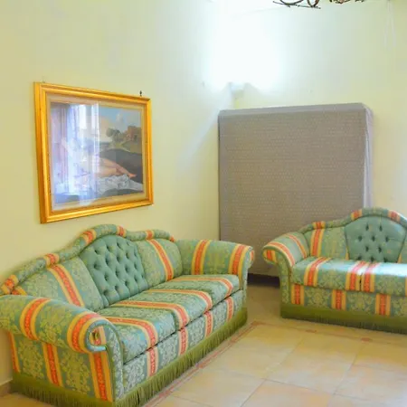 Mira House